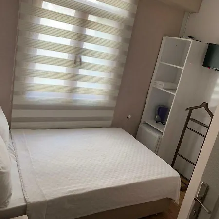 Otel Nuevas