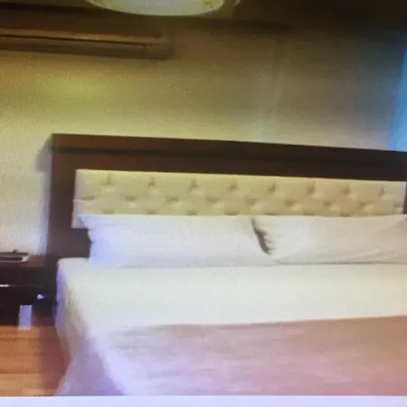 Nuevas Hotel